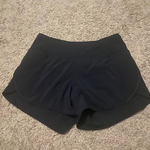 Lululemon shorts with liner